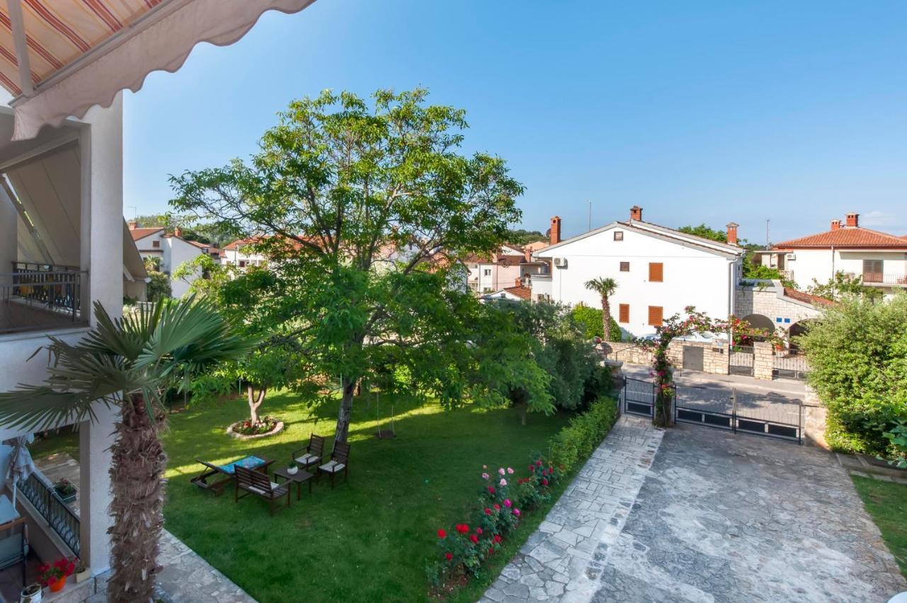 Apartments Adria Rovinj Exterior photo
