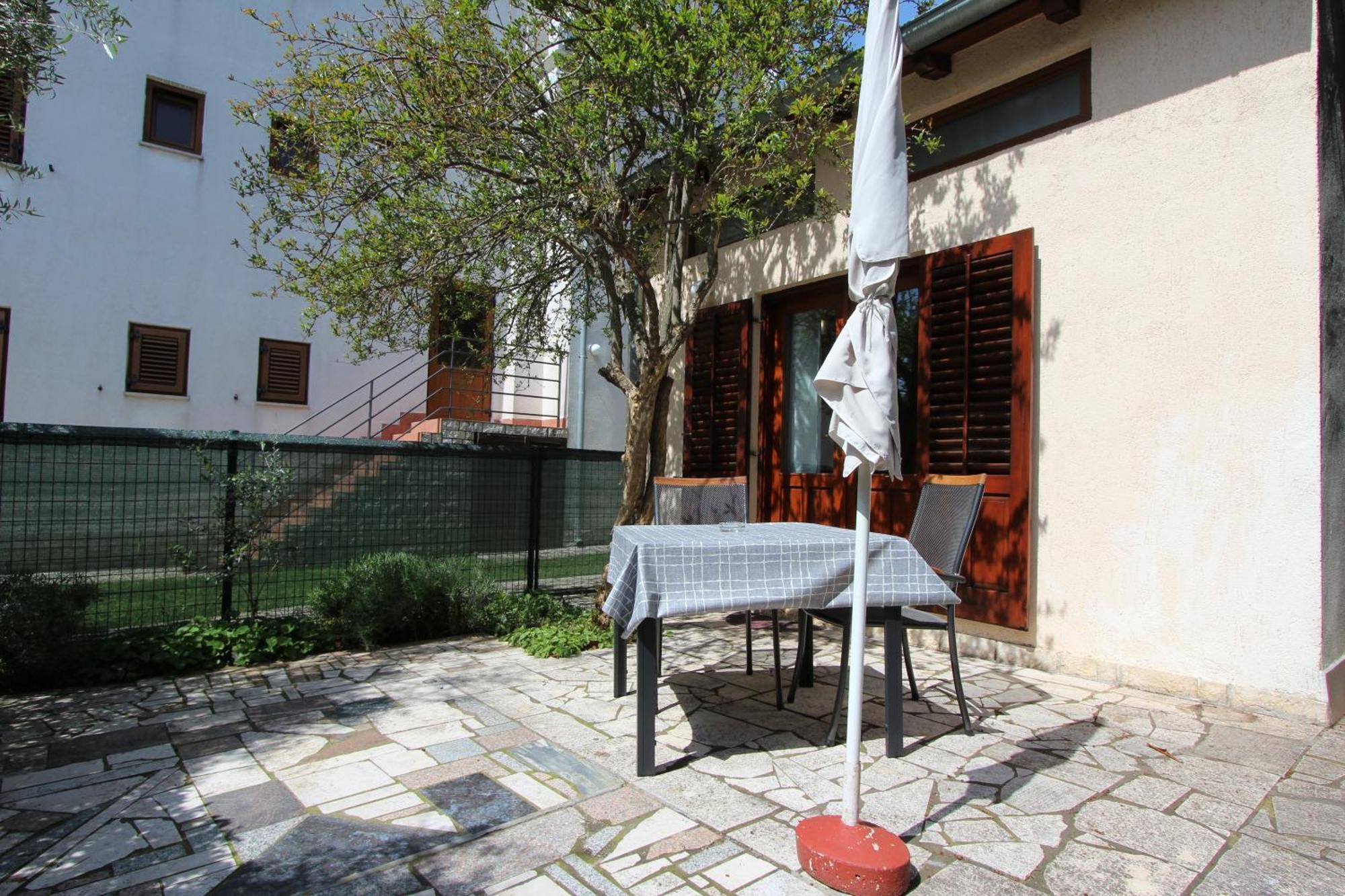 Apartments Adria Rovinj Exterior photo